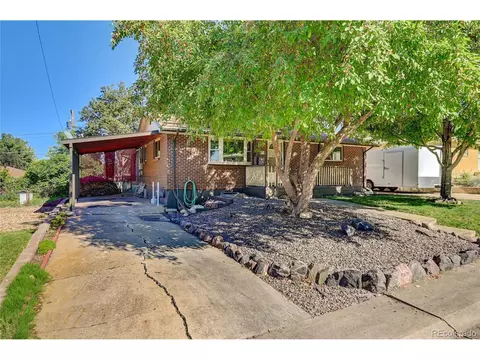 5672 Johnson St, Arvada, CO 80002