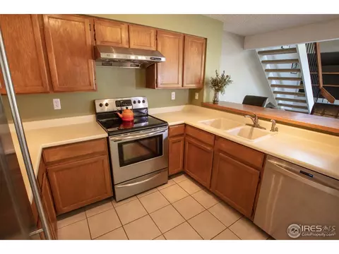 4799 White Rock Cir #E, Boulder, CO 80301 photo 2