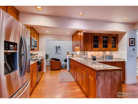 3832 Lakebriar Dr, Boulder, CO 80304 photo 9