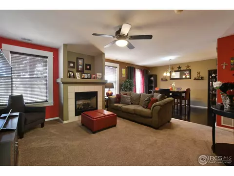 2326 E 109th Dr, Northglenn, CO 80233 photo 5