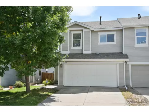 2326 E 109th Dr, Northglenn, CO 80233 photo 2