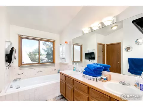 907 Pine Dr, Windsor, CO 80550 photo 15