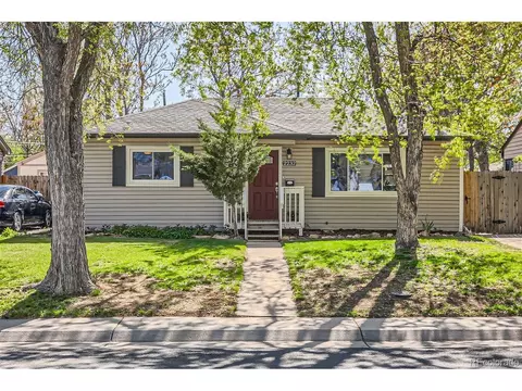 2232 Macon St, Aurora, CO 80010