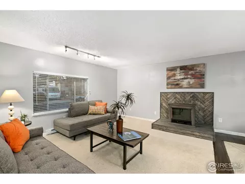 3756 E 112th Pl, Thornton, CO 80233 photo 2