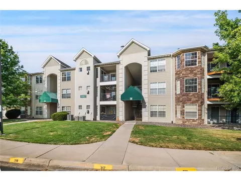 5667 S Urban St #304, Littleton, CO 80127