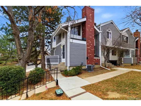 105 S Nome St, Aurora, CO 80012