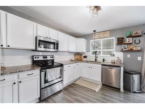20204 E Progress Pl, Centennial, CO 80015 photo 9
