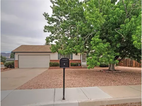 7672 Stampede Dr, Colorado Springs, CO 80920