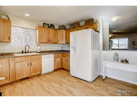 307 E Chestnut St, Windsor, CO 80550 photo 5