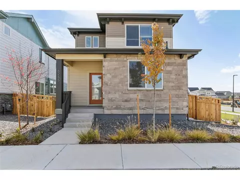 6245 N Nepal Ct, Aurora, CO 80019