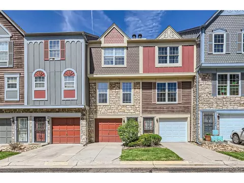 12074 E Ford Cir, Aurora, CO 80012