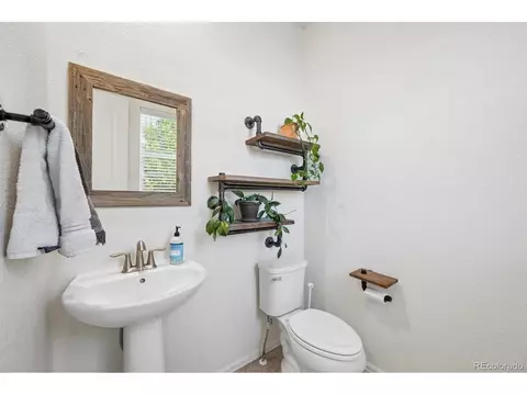 Bath - 8509 Eldora Way, Arvada, CO 80007 photo 1 of 6