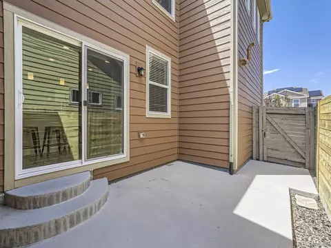 15862 E Warner Dr, Denver, CO 80239 photo 27