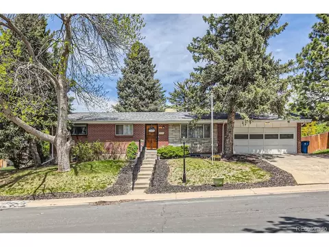 277 W Delaware Cir, Littleton, CO 80120