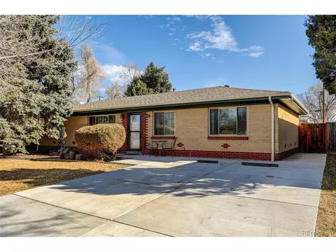 3992 Moore St, Wheat Ridge, CO 80033