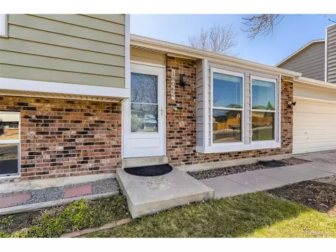 18062 E Kepner Dr, Aurora, CO 80017 photo 3