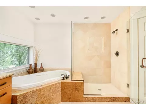 Bath - 485 Quail Cir, Boulder, CO 80304 photo 4 of 5