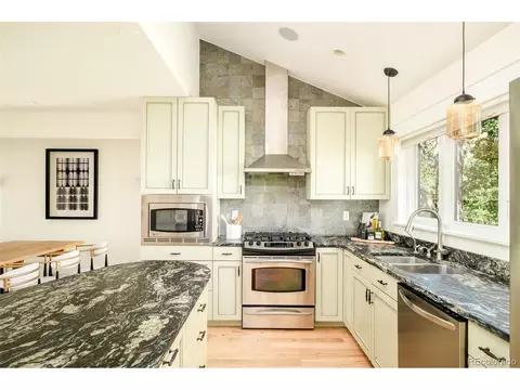 Kitchen - 485 Quail Cir, Boulder, CO 80304 photo 2 of 3