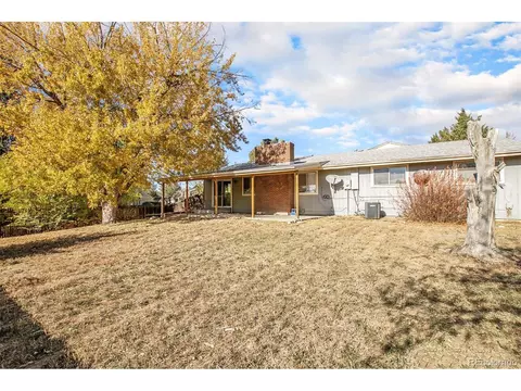 Exterior - 15552 E Temple Pl, Aurora, CO 80015 photo 3 of 3