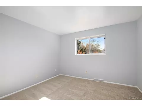 Bedroom - 15552 E Temple Pl, Aurora, CO 80015 photo 1 of 6