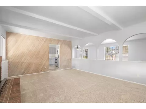 Living - 15552 E Temple Pl, Aurora, CO 80015 photo 5 of 6