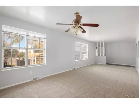 Living - 15552 E Temple Pl, Aurora, CO 80015 photo 2 of 6