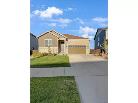 212 S Titus St, Aurora, CO 80018