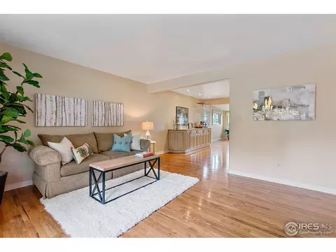 6074 Iris Way, Arvada, CO 80004 photo 5