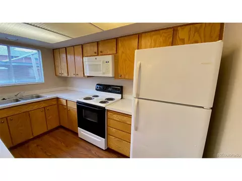 9108 E Lehigh Ave, Denver, CO 80237 photo 7