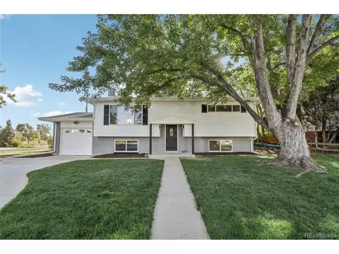400 S Holland Ct, Lakewood, CO 80226