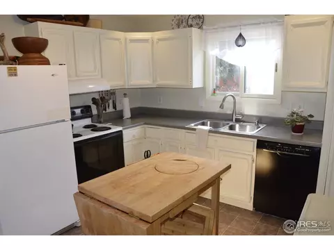 539 Prospect St, Lyons, CO 80540 photo 17