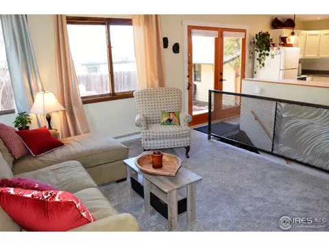 539 Prospect St, Lyons, CO 80540 photo 3