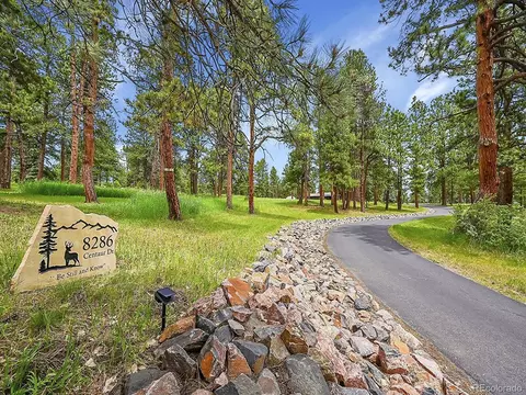 8286 Centaur Dr, Evergreen, CO 80439 photo 2