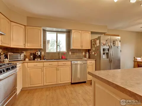 315 E 17th Ave, Longmont, CO 80504 photo 9