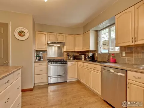 315 E 17th Ave, Longmont, CO 80504 photo 8