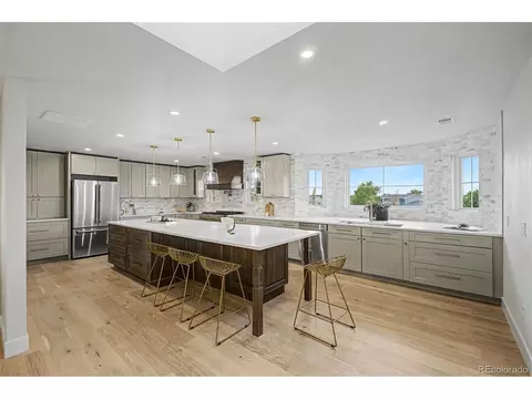 Kitchen - 16920 Easter Ave, Foxfield, CO 80016 photo 1 of 5