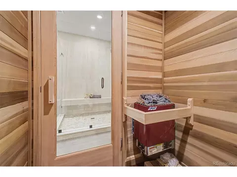 Bath - 16920 Easter Ave, Foxfield, CO 80016 photo 6 of 6