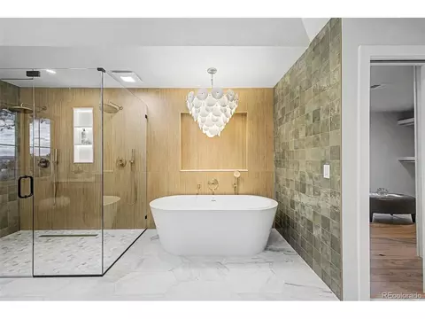 Bath - 16920 Easter Ave, Foxfield, CO 80016 photo 1 of 6