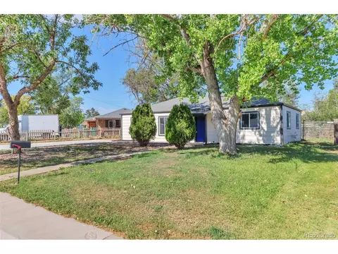 815 Zion St, Aurora, CO 80011