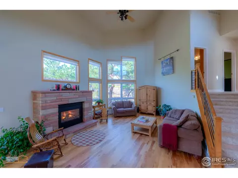 415 Vasquez Ct, Lyons, CO 80540 photo 4