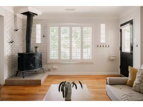2075 Syracuse St, Denver, CO 80207