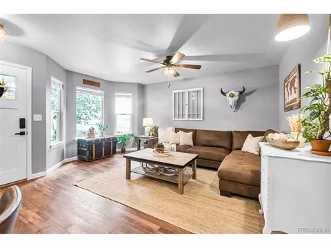 Living - 134 Keep Cir, Berthoud, CO 80513 photo 2 of 4
