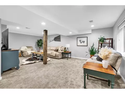 Living - 134 Keep Cir, Berthoud, CO 80513 photo 3 of 4