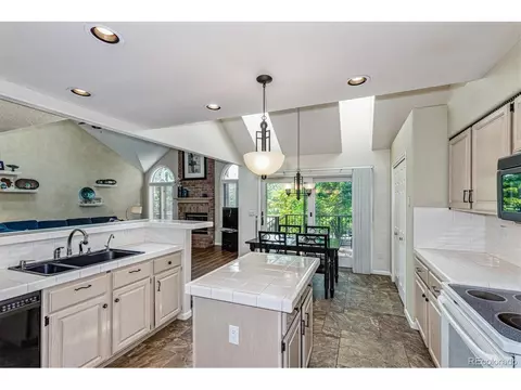 19070 E Low Cir, Aurora, CO 80015 photo 11