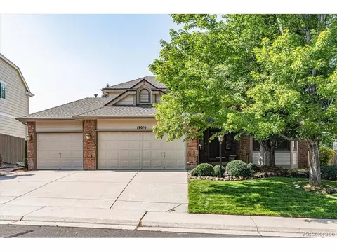 19070 E Low Cir, Aurora, CO 80015 photo 1