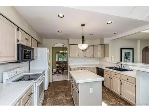 19070 E Low Cir, Aurora, CO 80015 photo 10