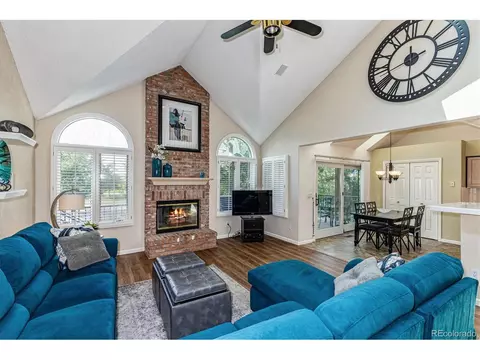 19070 E Low Cir, Aurora, CO 80015 photo 9