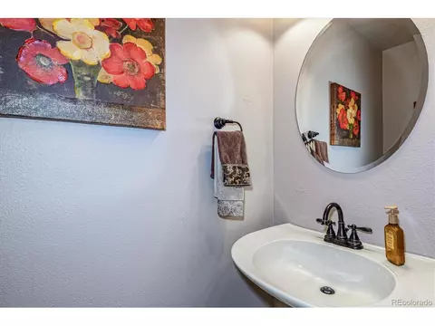 19070 E Low Cir, Aurora, CO 80015 photo 17