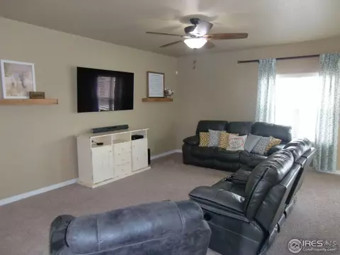 5481 Shoshone Dr, Frederick, CO 80504 photo 11
