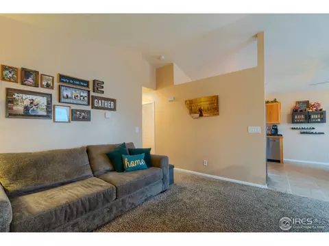 928 E 25th St Ln, Greeley, CO 80631 photo 4
